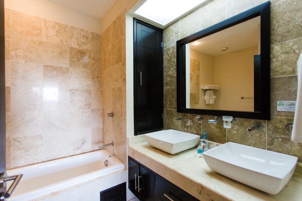 Oceanfront El Faro Surf 302 Lejlighed Playa del Carmen Eksteriør billede
